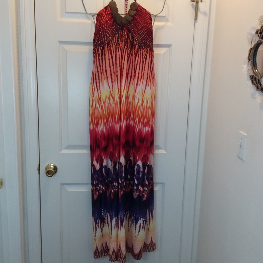 🌺Colorful Halter tie neck wood bead detail🌺XL🌺 - Picture 2 of 8